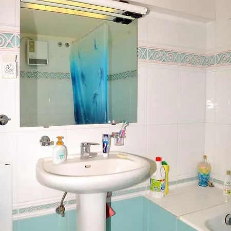 Дом отдыха Stellar Seafront Maisonette -