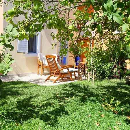 Dom wakacyjny Stellar Seafront Maisonette - *